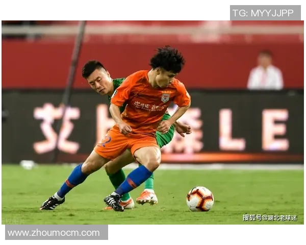 武汉足球队节奏引发热议球迷与专家观点交锋解析赛事争议