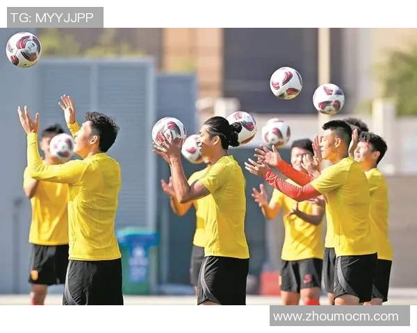 国足迎战朝鲜队全力争胜期待重燃球迷热情与荣耀之路