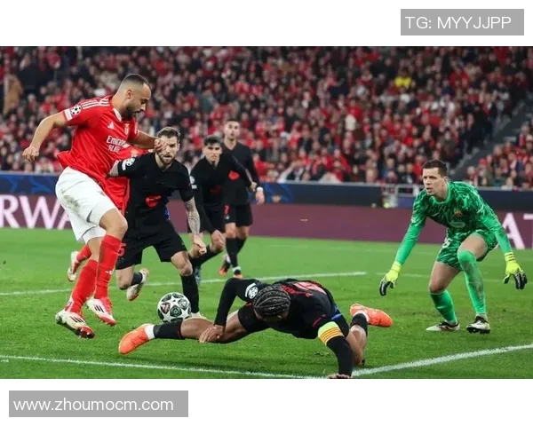 巴萨主场迎战尤文图斯期待精彩对决球迷热情高涨 巴萨主场迎战尤文图斯期待精彩对决球迷热情高涨