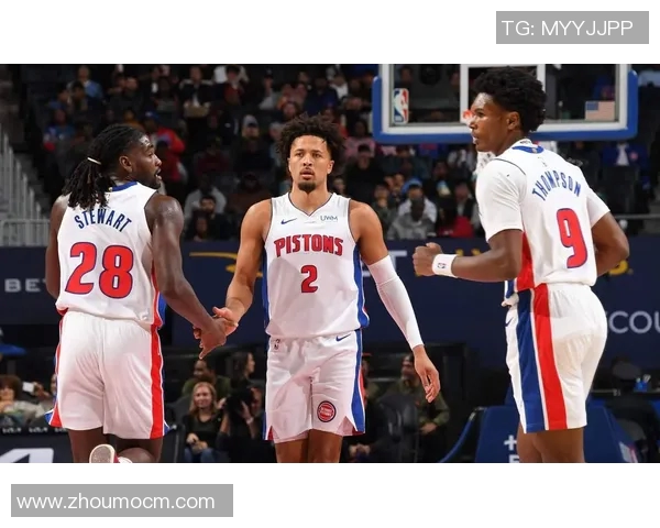 活塞队创下28连败历史纪录主帅辞职球员泪洒更衣室情景感人至深