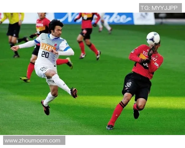 FC琉球与山口雷诺法激战正酣球迷期待精彩对决与精彩进球