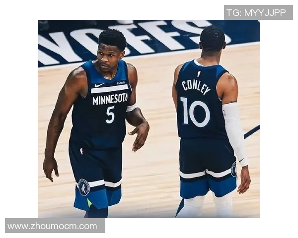 勇士与雷霆激战2月25日球迷期待精彩对决与逆转奇迹