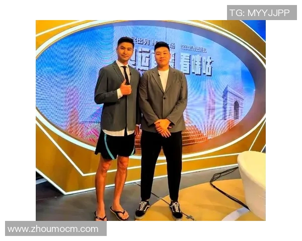 李根：从篮球场上的闪耀明星到生活中的坚韧奋斗者